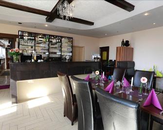 Hotel zwei&vierzig - Vallendar - Bar