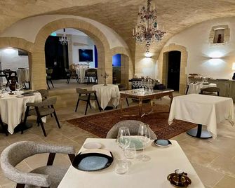 Château de Collias - Maison de Vacances - Collias - Restaurant