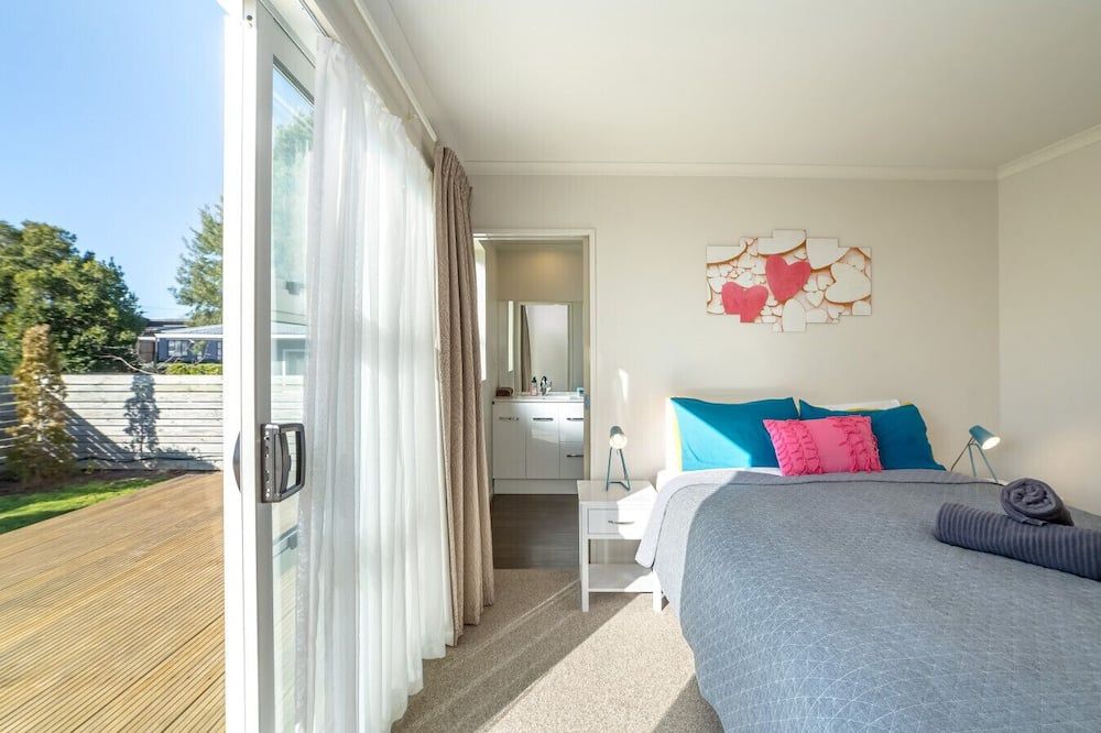 Red Robin - Martinborough