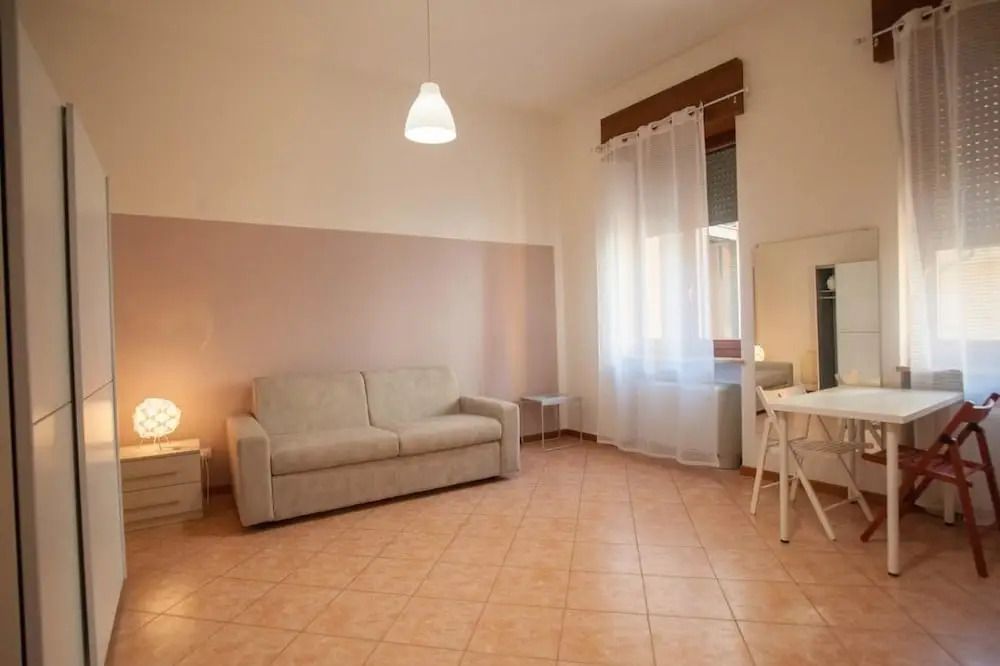 رونت روم فيرونا