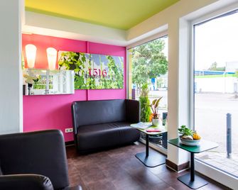 B&B Hotel Ingolstadt-Ost - Ingolstadt - Lobby