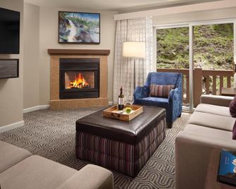 Marriott's StreamSide Birch at Vail - Vail - Living room