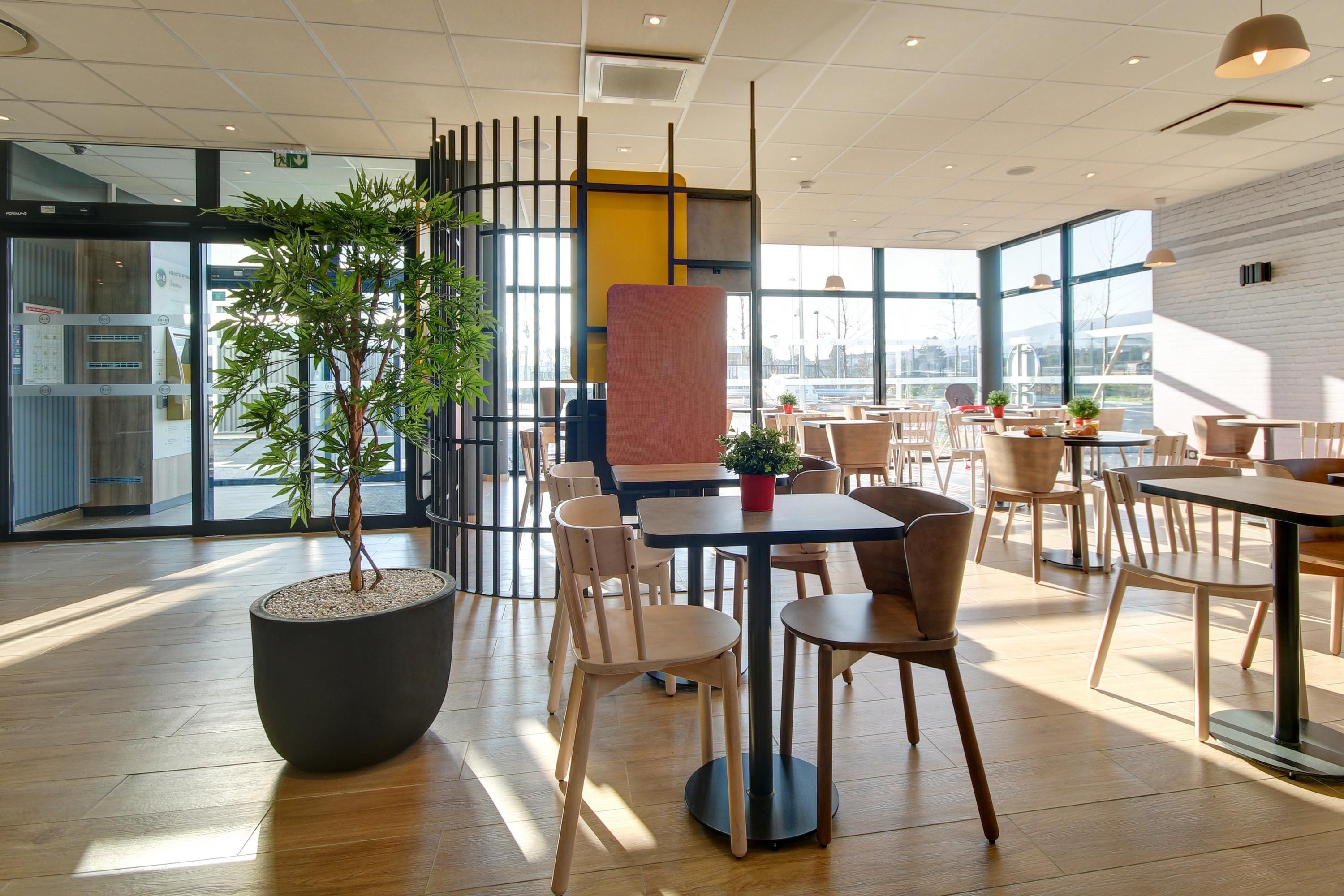 B&B HOTEL Epernay - Epernay - Restaurante