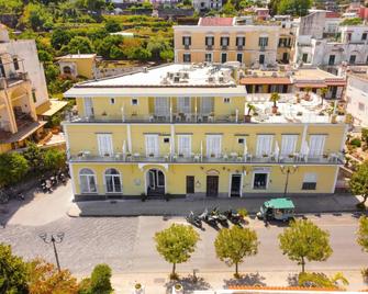 Hotel Noris - Ischia - Gebäude