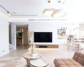 Villa Zalex Springs 14 Luxury Living with Private Pool - Dubai - Soggiorno