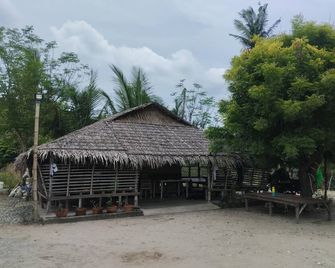 Asiong Beach Camp - Lingayen