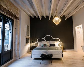 Hotel Boutique Alicante Palacete S.XVII Adults Only - Alicante - Habitación