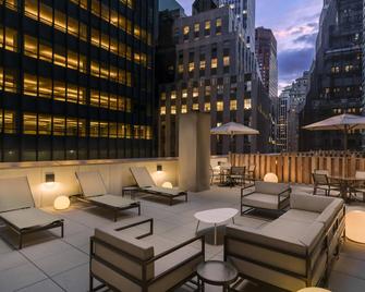 Courtyard by Marriott New York Downtown Manhattan/Financial District - Nueva York - Patio