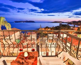 Hotel Kayahan - קאס - מרפסת