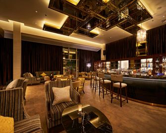 Millennium Airport Hotel Dubai - Dubai - Bar