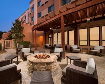 Courtyard by Marriott Tyler - Tyler - Patio
