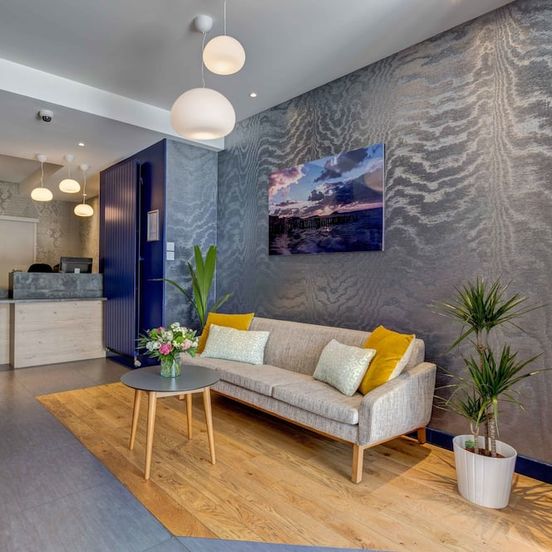 le paris brest hotel image 1