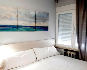 Hostal Lucia by gaiarooms - סאלאמנקה - חדר שינה