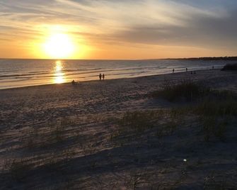 Las Moritas Green - Solís - Beach