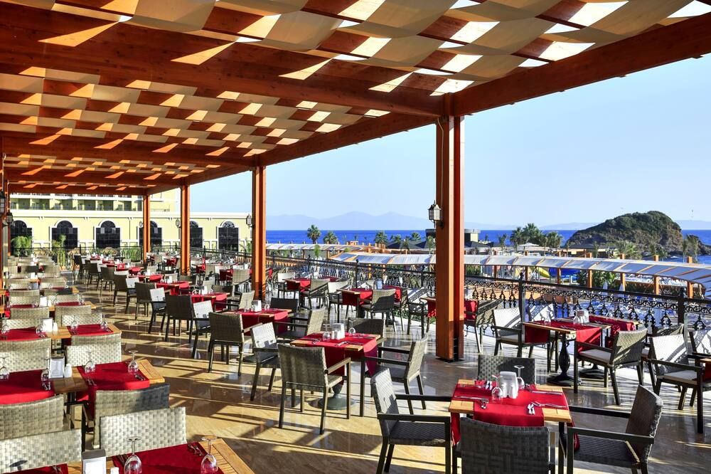 سونيس إفيس رويال بالاس ريزورت آند سبا