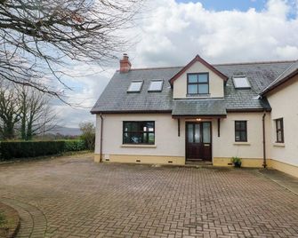 Bryn Tawel - Crymych - Edificio