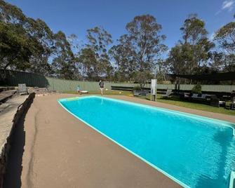 Woodbine Park Eco Cabins - Merimbula - Pool