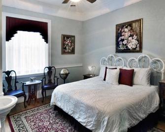 Brockamour Manor Bed and Breakfast - Niagara-on-the-Lake - Bedroom