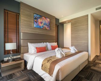 Green Ville Laguna Hotel - Sung Noen