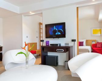Grand Hotel Montabo - Cayenne - Vardagsrum