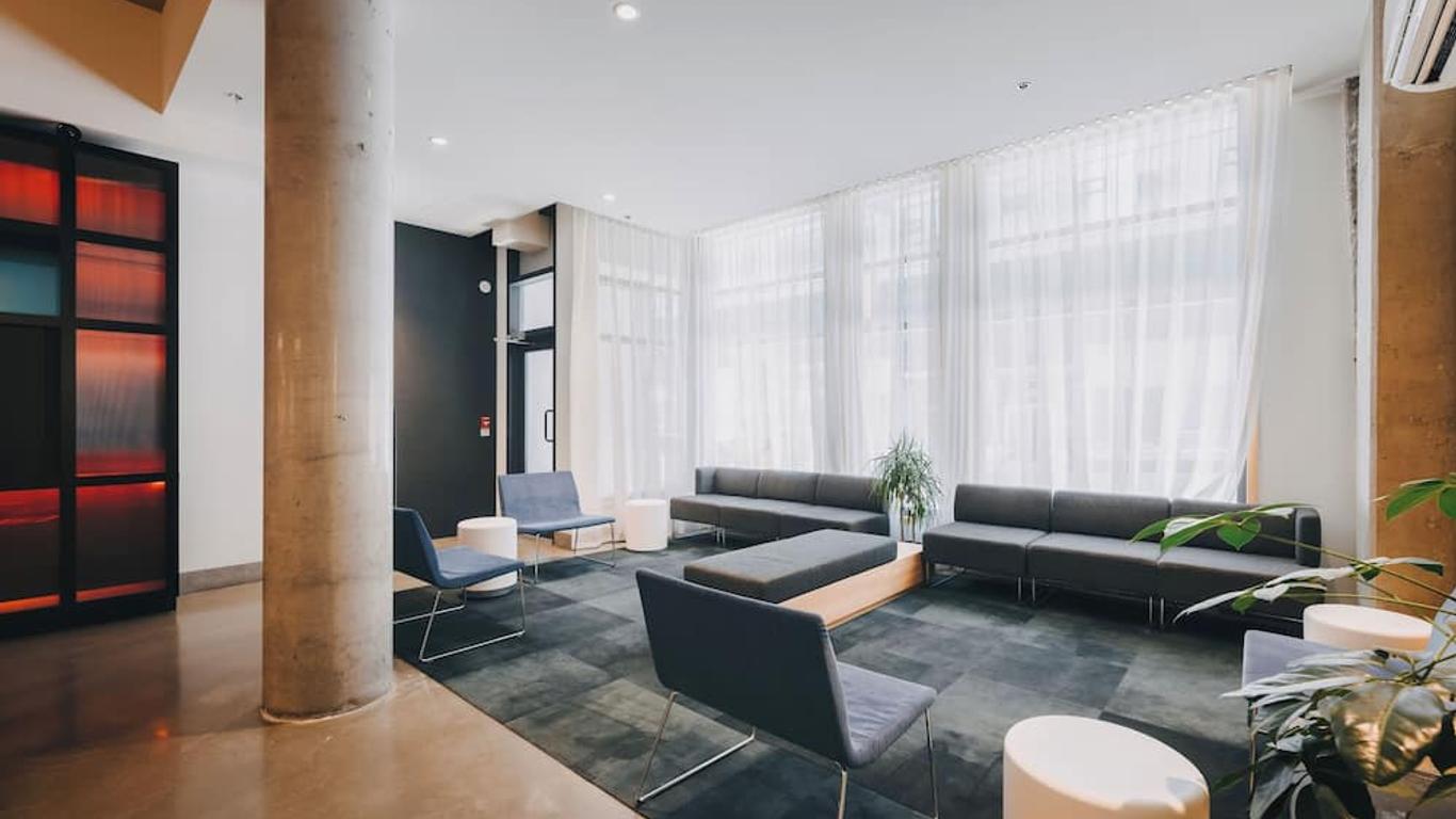 Le Dauphin Montréal Centre-Ville