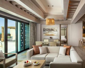 Saadiyat Rotana Resort & Villas - Abu Dhabi - Living room
