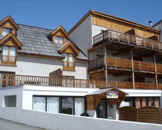Residence Neige Et Golf - Briançon - Building
