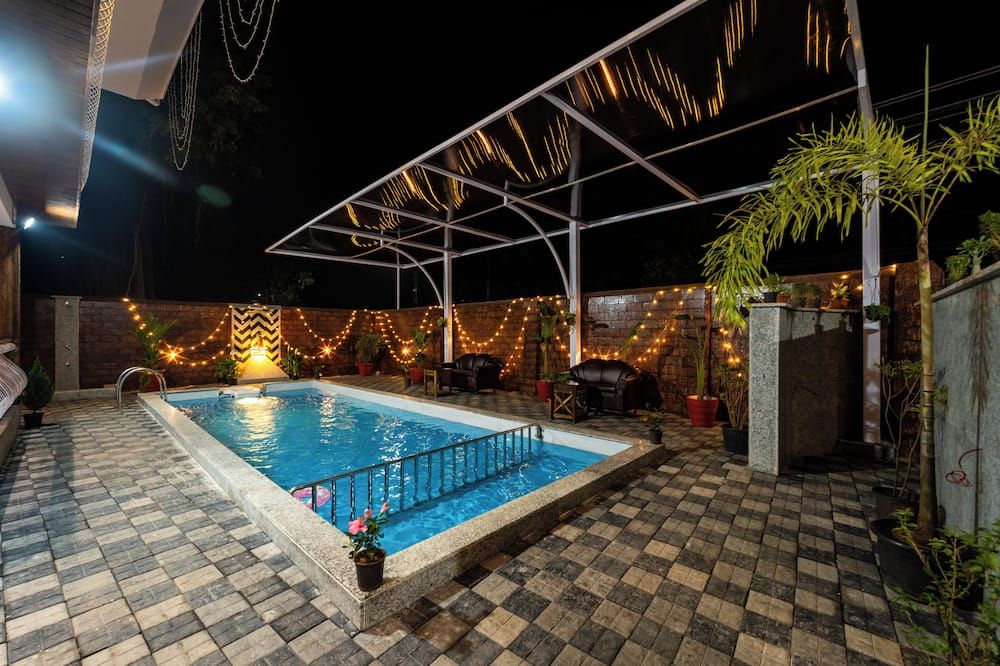 Grand Royale Residency - בנאולים - בריכה