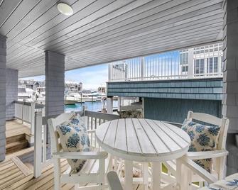 Right In The Heart Of Beach Haven - Beach Haven - Balkon