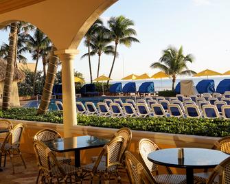 Ocean Sky Hotel and Resort - פורט לודרדייל - מסעדה