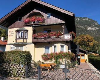 Gästehaus Maria - Garmisch-Partenkirchen - Gebäude