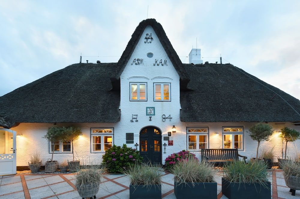 Relais & Châteaux Landhaus Stricker - Sylt - בניין
