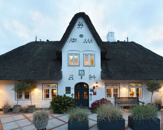 Relais & Châteaux Landhaus Stricker - Sylt - Gebouw
