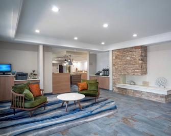 Fairfield Inn & Suites Memphis I-240 & Perkins - Memphis - Hall d’entrée