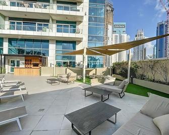 Botanica Tower - Spacious Two Bed with Marina View - Garhoud - Innenhof