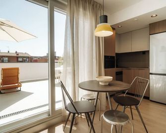 Via Monte Apartments by Olala Homes - Madrid - Dining room