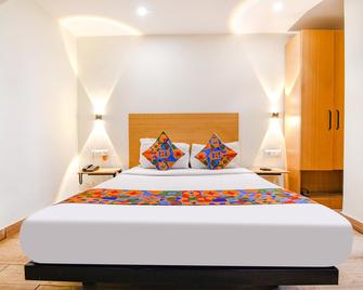 Fabhotel Suncitel - Nr. Netaji Subhash Chandra Bose International Airport - Kolkata - Bedroom