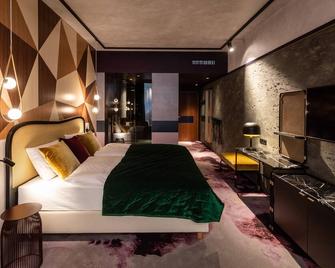 The Hide Hotel Flims - Flims - Schlafzimmer