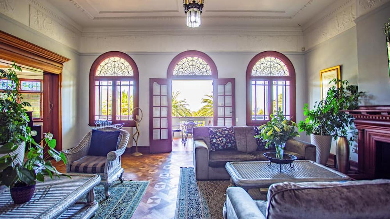 Cape Riviera Guesthouse