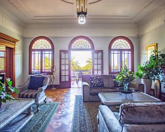 Cape Riviera Guesthouse - קייפ טאון - טרקלין