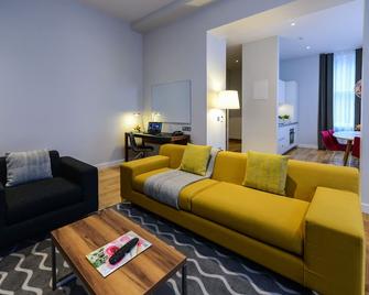 Premier Suites Dublin Ballsbridge - Dublin - Wohnzimmer