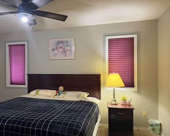Bright 3BR Upper Suit, 23 min to Jasper NP - Hinton