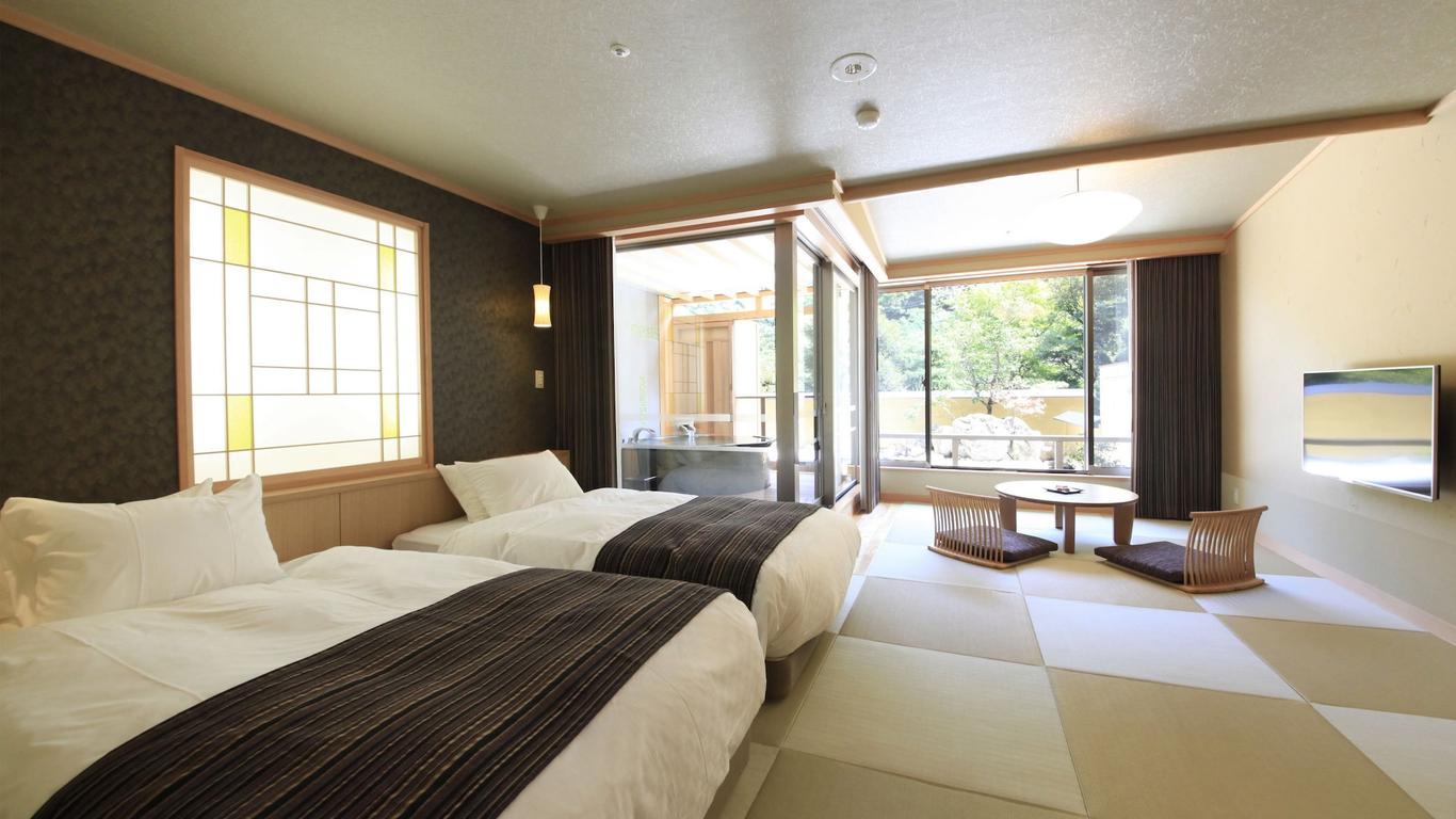 Hotel Okada