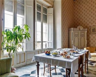 Bed & Breakfast Castello Vecchio - Ragusa - Comedor