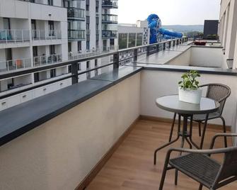 Nowoczesny apartament przy Aquapark Reda - Reda - Balkon
