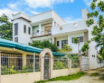 Caliah Homes - Balamban - Building