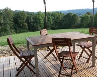 Cottage 40m² - Stone House Renovated In 2015 - 2 People - Cransac - Patio