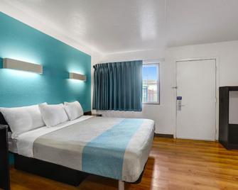 Motel 6 Napa, CA - Napa - Bedroom