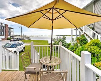Historic Swansboro Studio with Intracoastal View! - Swansboro - Balcony