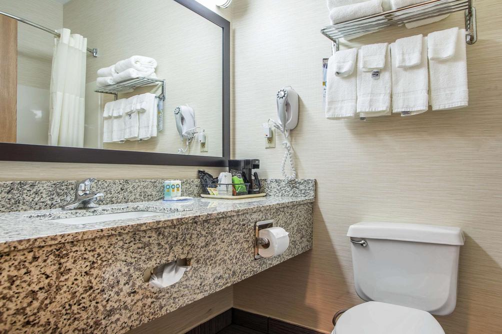 Quality Inn Suites 47 9 5 Bloomington Hotel Deals